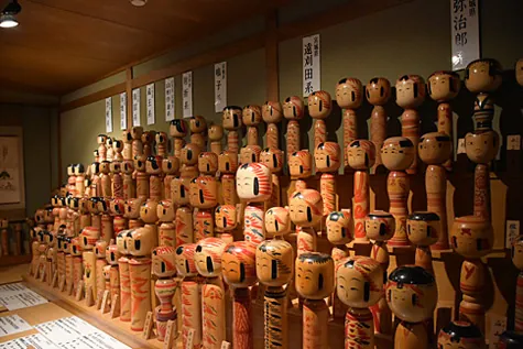 みやぎ蔵王こけし館