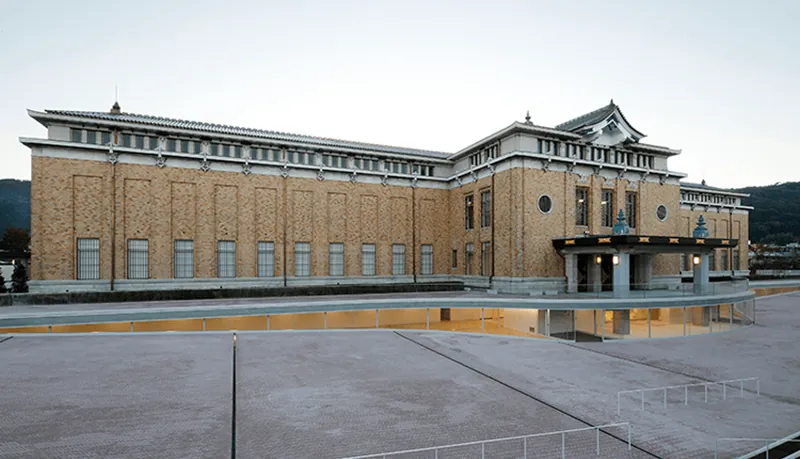 京都市京セラ美術館