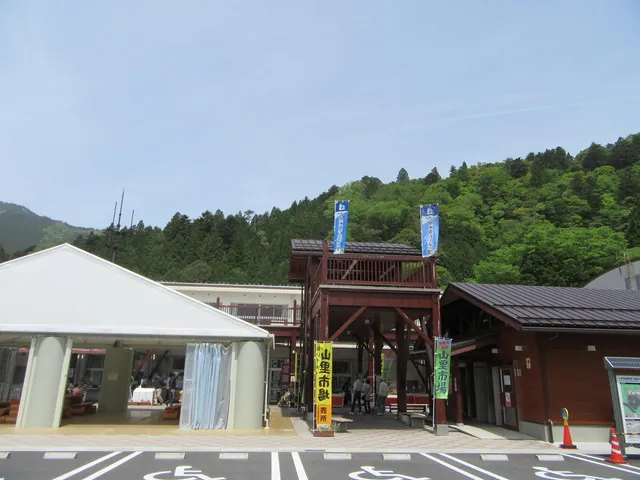 道の駅 奥永源寺渓流の里 1