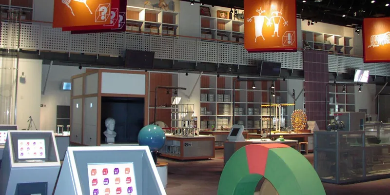 川口市立科学館・サイエンスワールド