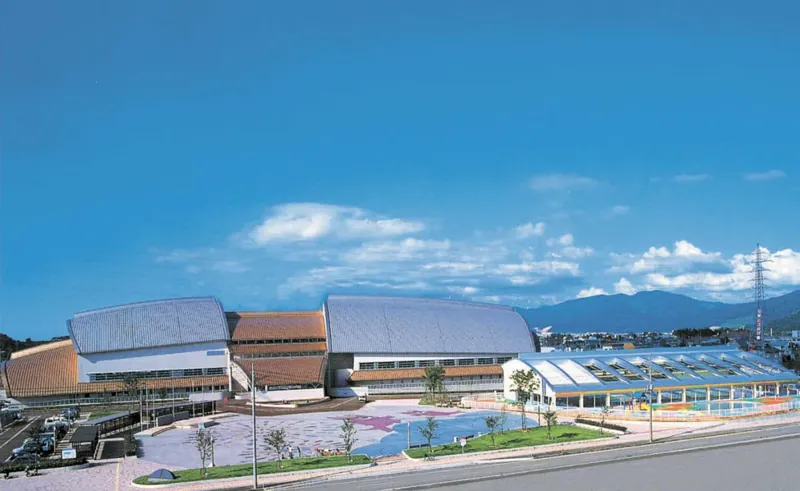 小千谷市総合体育館・市民プール