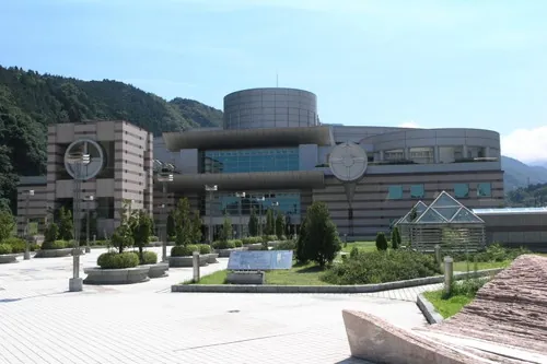 神奈川県立生命の星・地球博物館