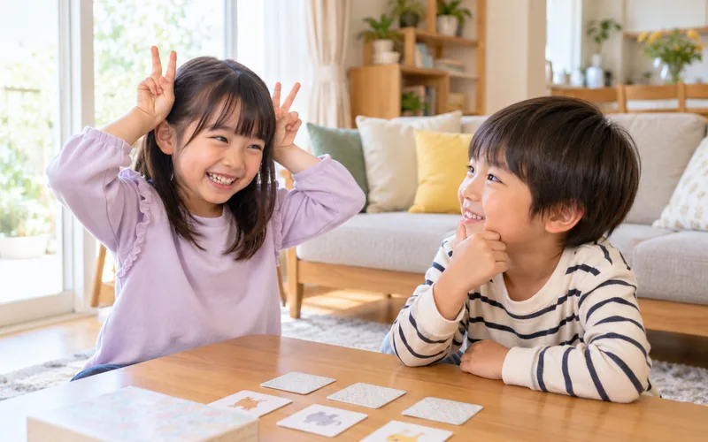 ジェスチャーゲームで遊ぶ子ども