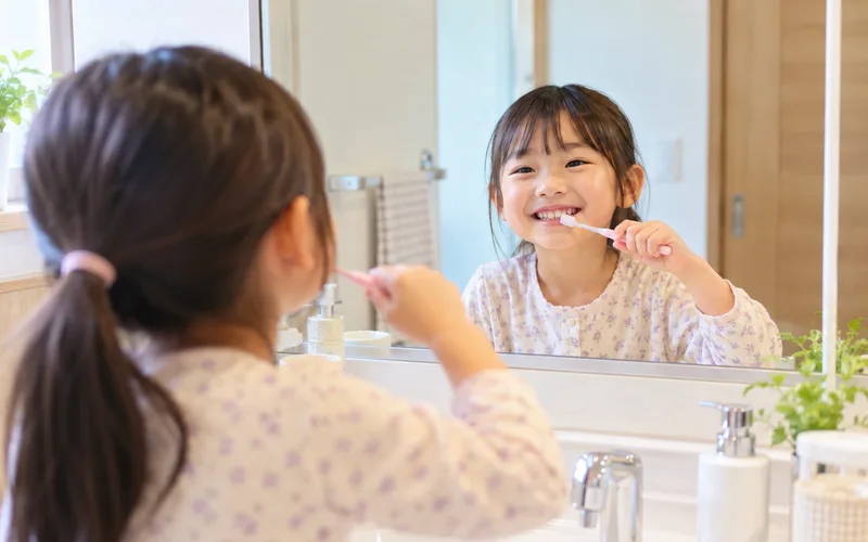 歯みがき探検隊で遊ぶ子ども