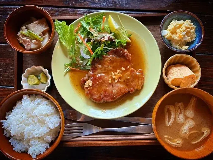 shichiri食堂