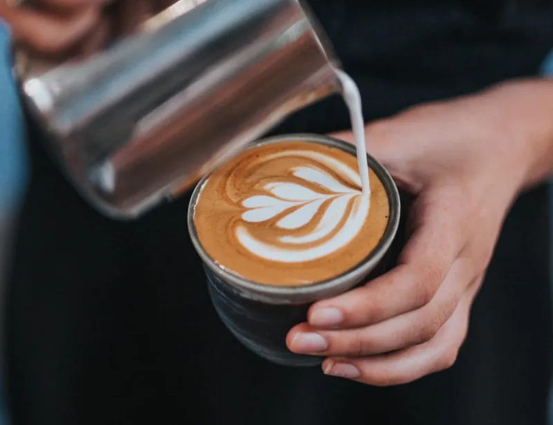 LATTE GRAPHIC