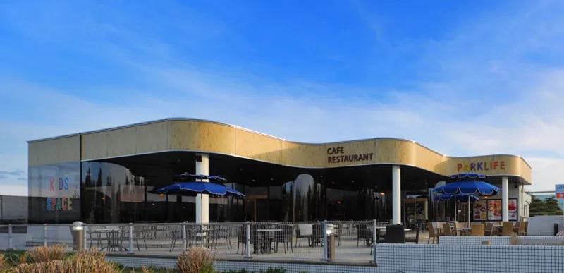 PARKLIFE CAFE & RESTAURANT 2