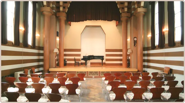 横浜市大倉山記念館