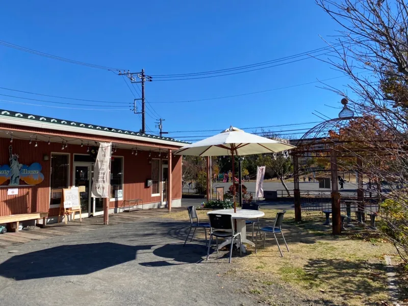 cafe Mon 1