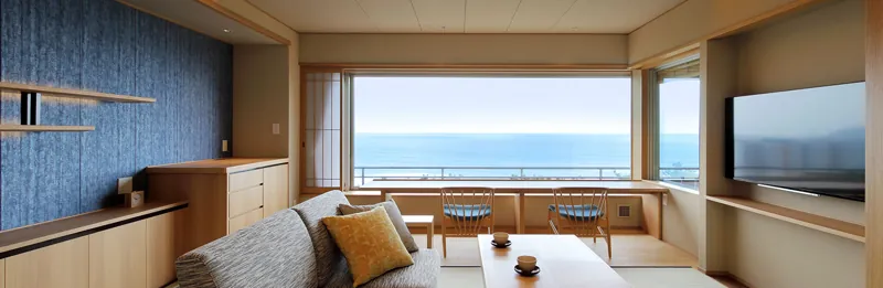 鴨川館